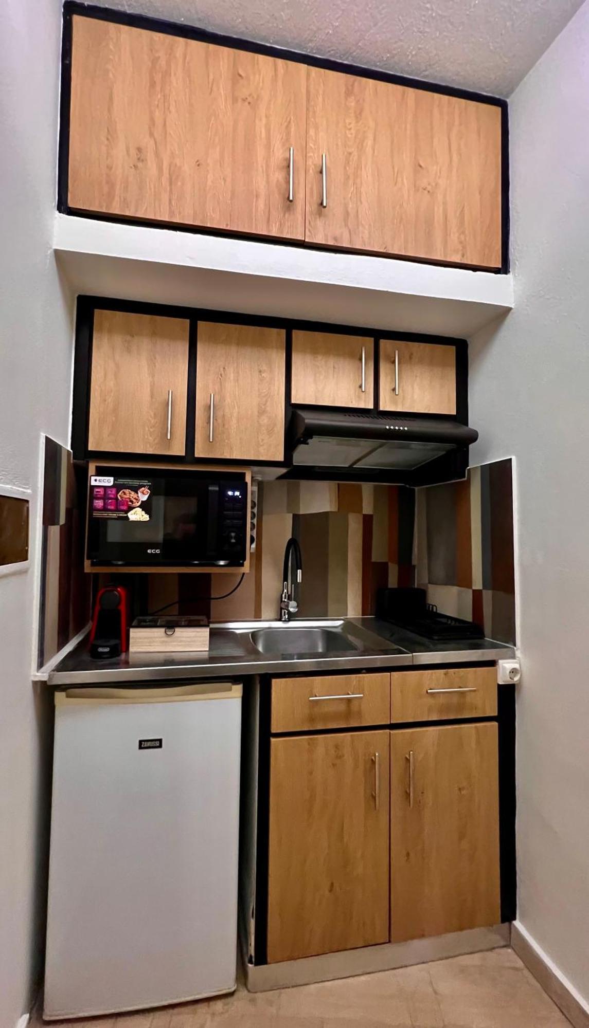 Central Studio Semi-Basement Ираклио Екстериор снимка